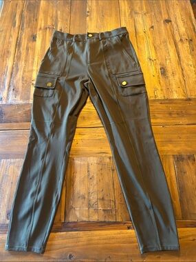 Halara Ladies Olive Green Cargo-Style Stretch Pants